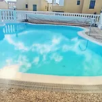 Caleta Paraiso 127 아파트
