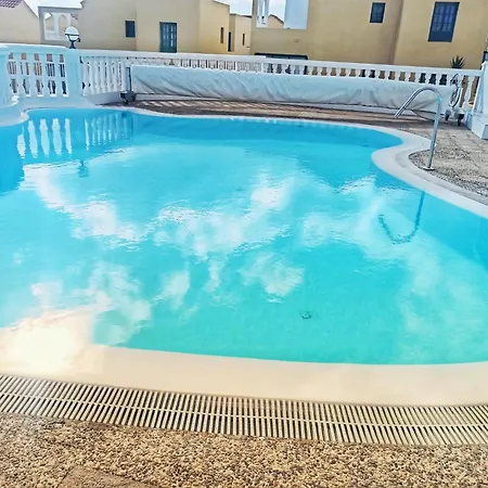 Caleta Paraiso 127 아파트